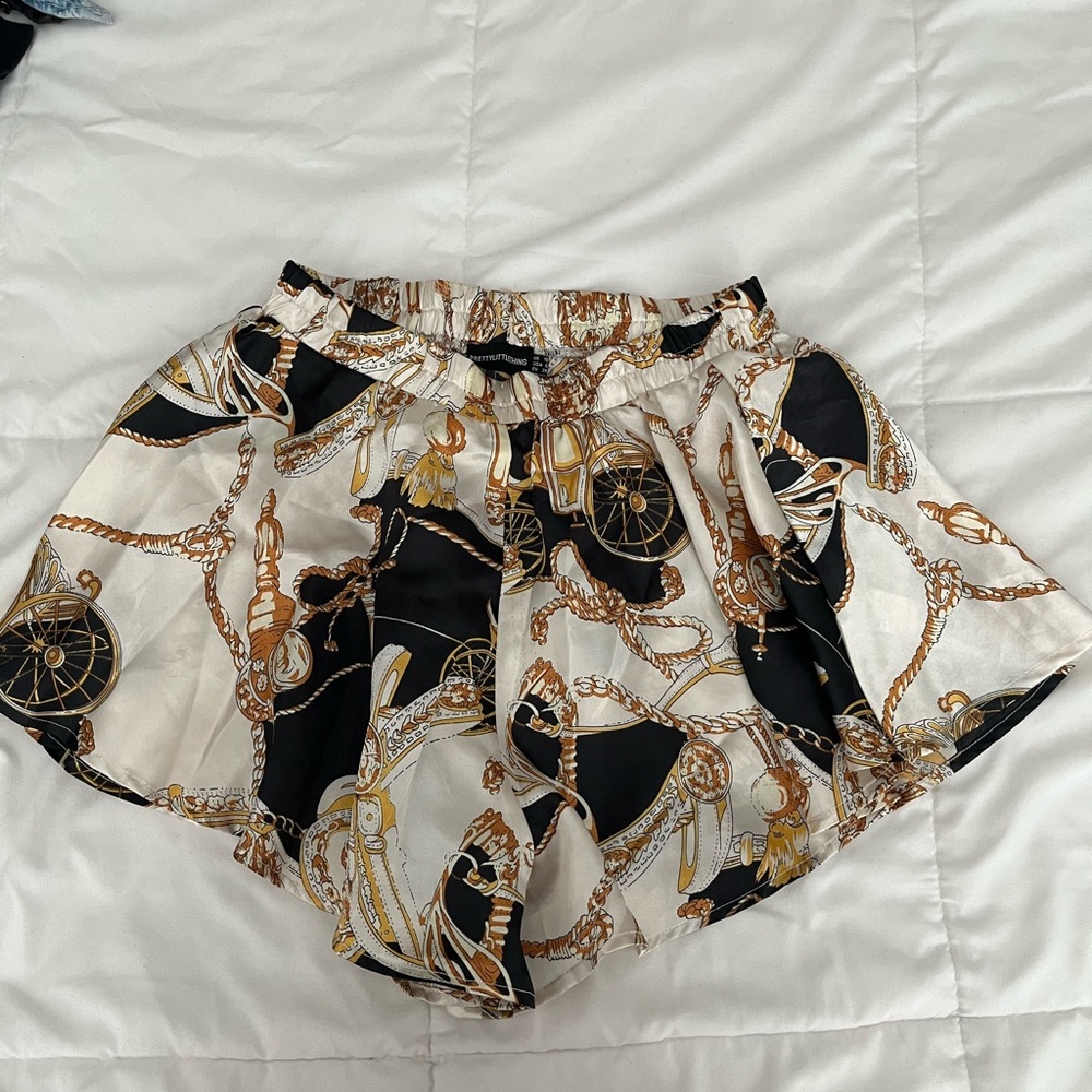 Flowy shorts